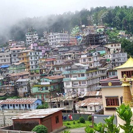 Tibet Homestay Rishop Buitenkant foto
