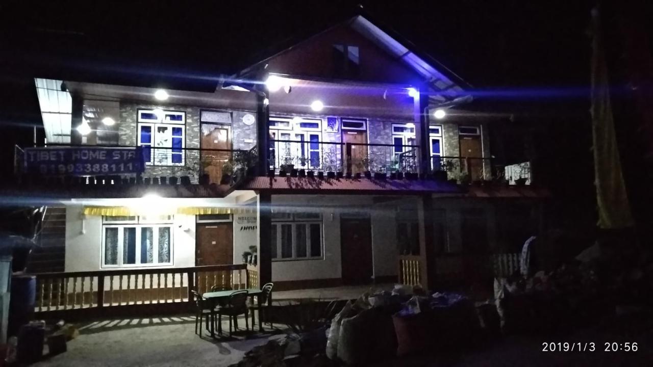 Tibet Homestay Rishop Buitenkant foto