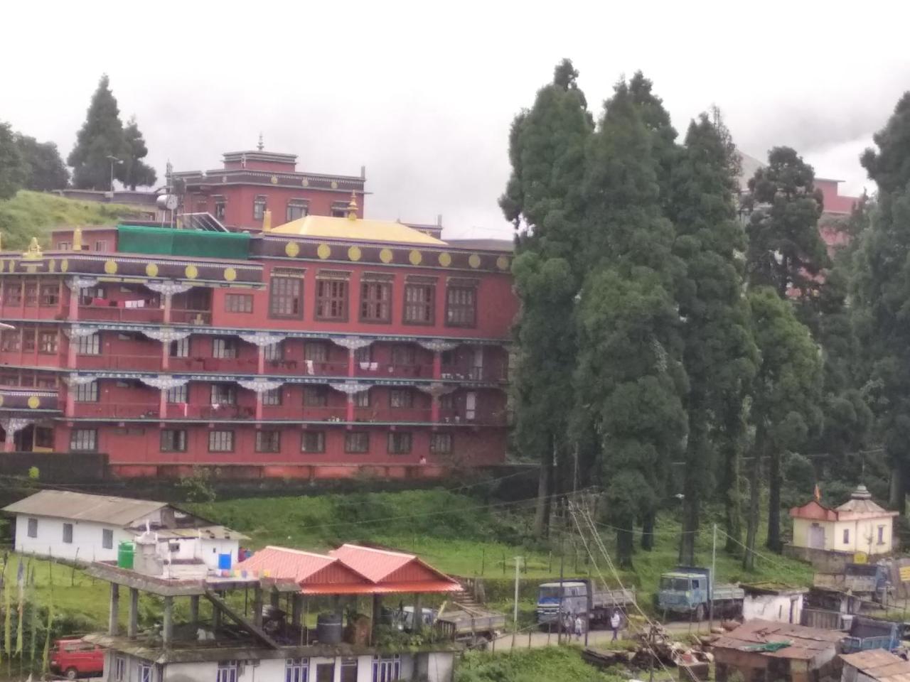 Tibet Homestay Rishop Buitenkant foto