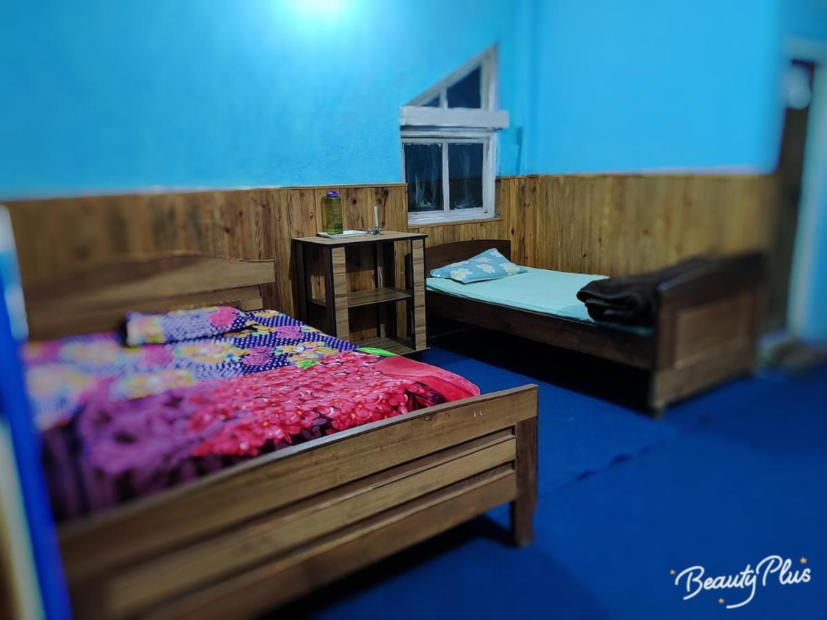 Tibet Homestay Rishop Buitenkant foto