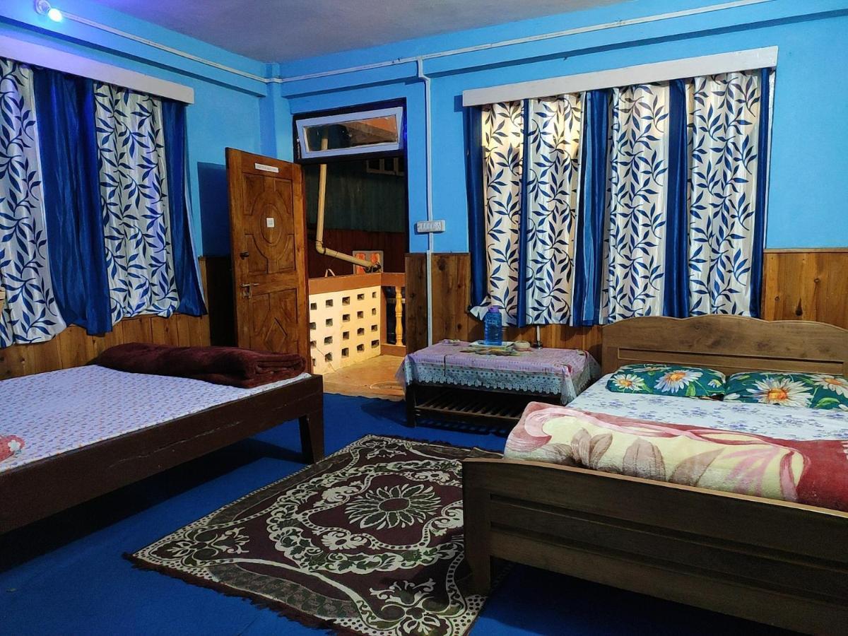 Tibet Homestay Rishop Buitenkant foto