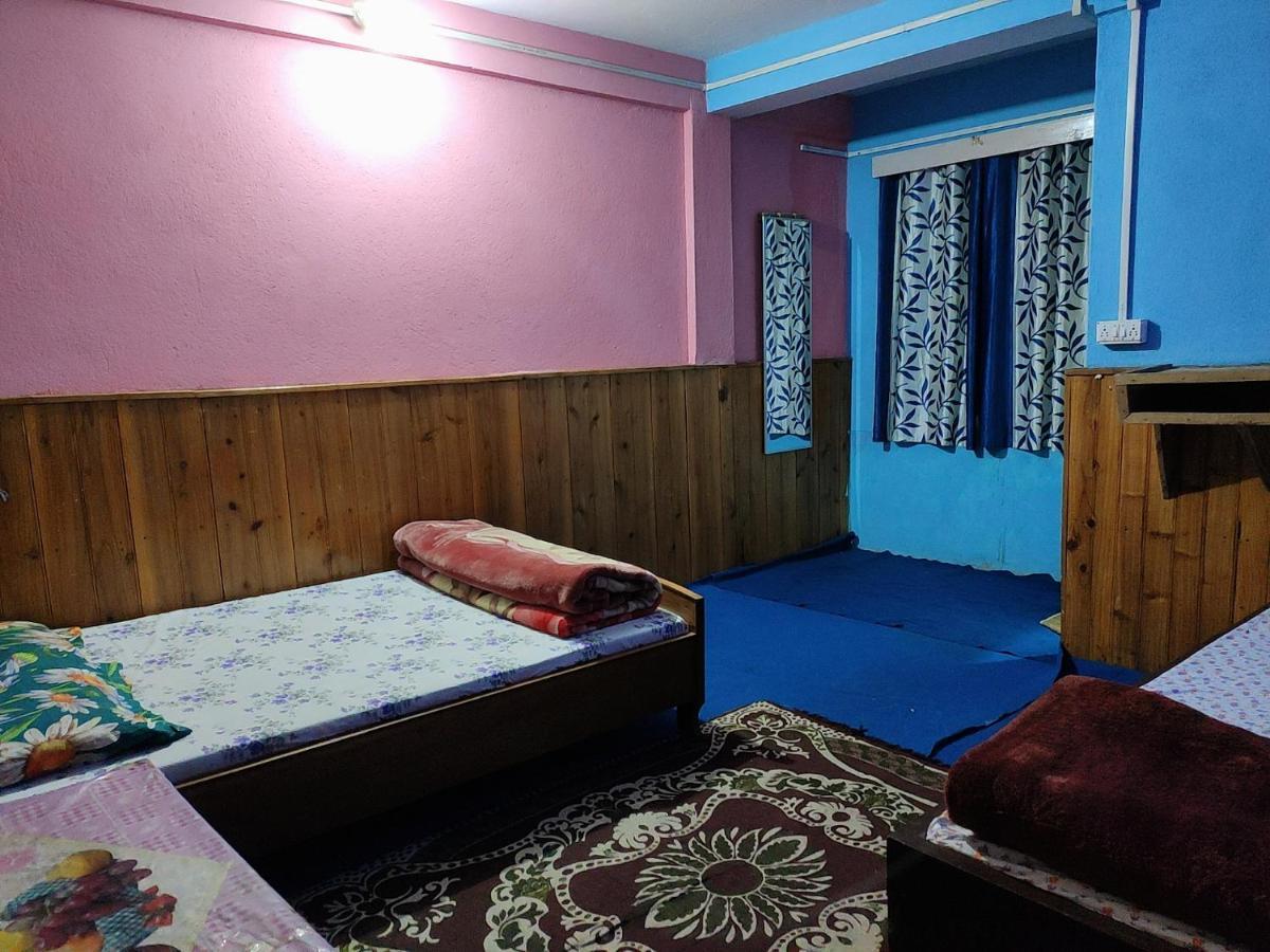 Tibet Homestay Rishop Buitenkant foto